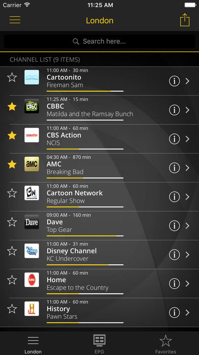 Cloud Stream IPTV kanalliste på iPhone som viser programguide med favorittkanaler markert med stjerner og kommende programmer med varighetstider.